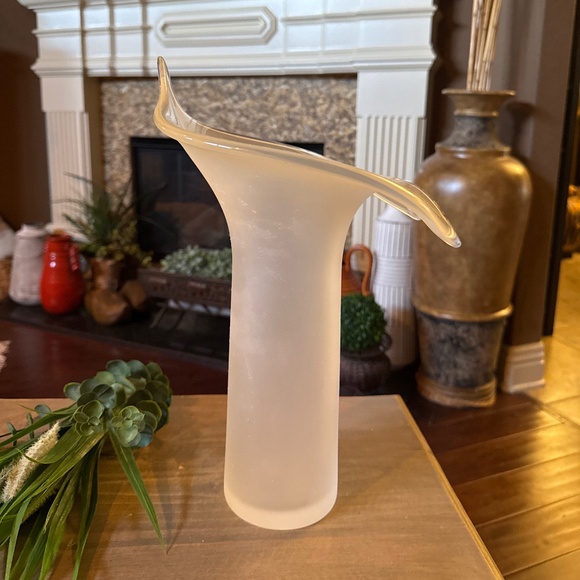 14.5 Inch Vintage Frosted Satin Glass Jack In The Pulpit Vase - Picture 2 of 7